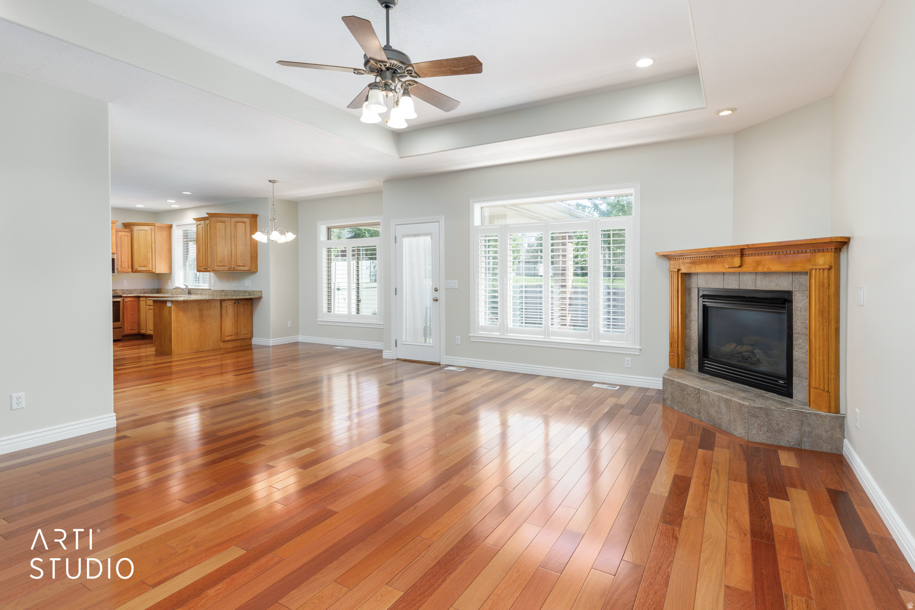 STONERIDGE AT PLEASANT VALLEY - Residential