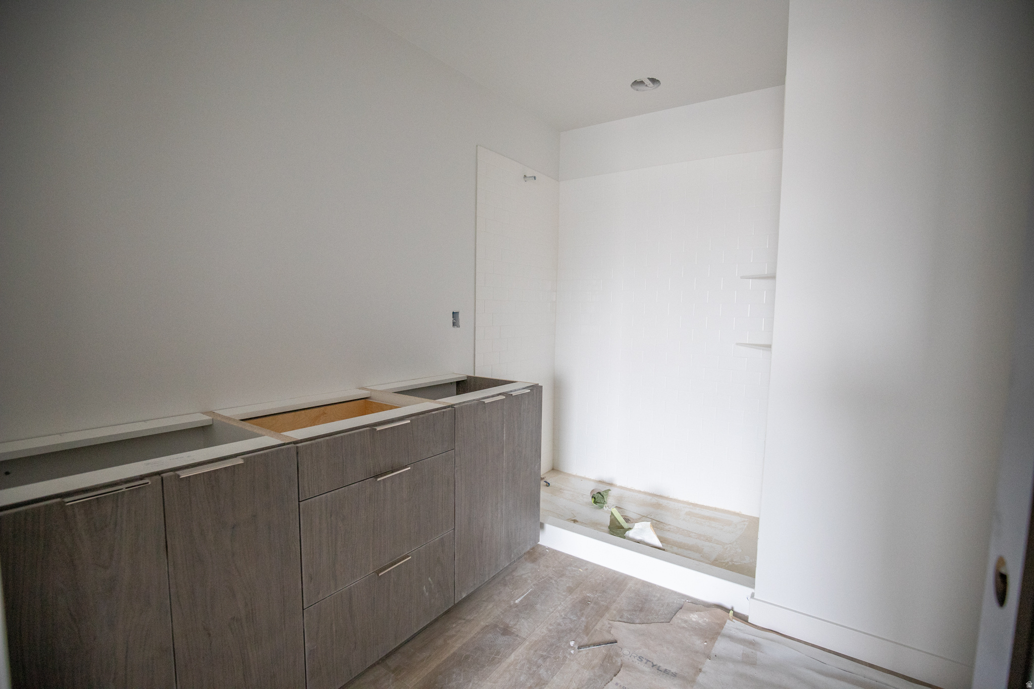 THE MONROE - Residential