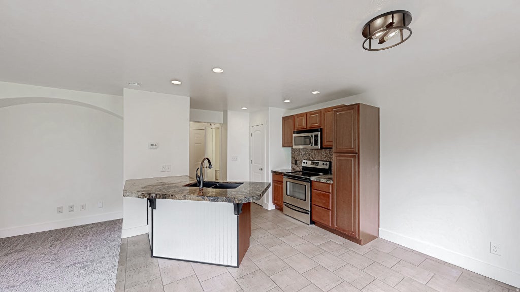 Photo of 1226 LILY PAD DR, Spanish Fork, UT 84660 (MLS # 2178124)