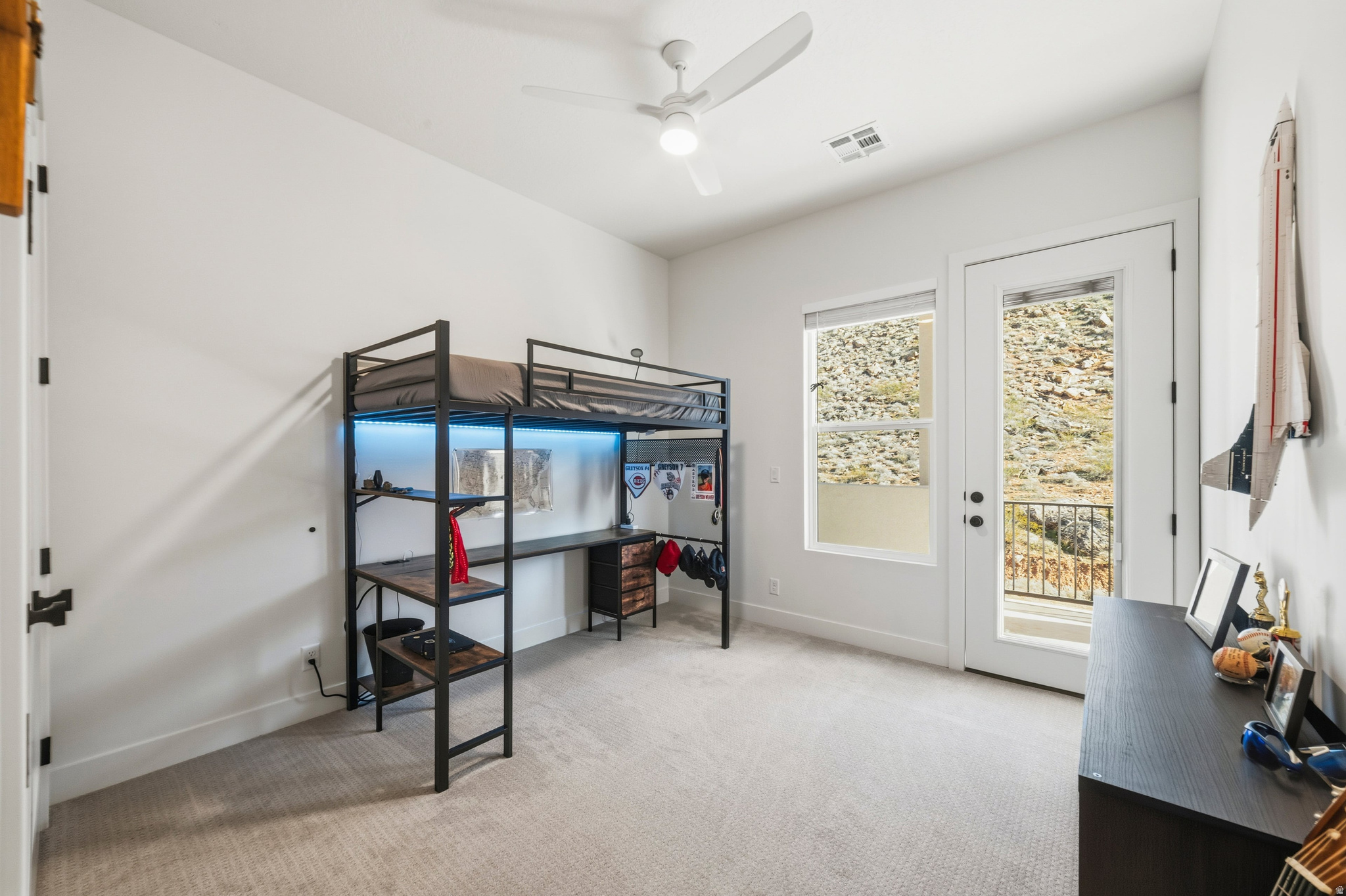 TEAKWOOD 6 - Residential