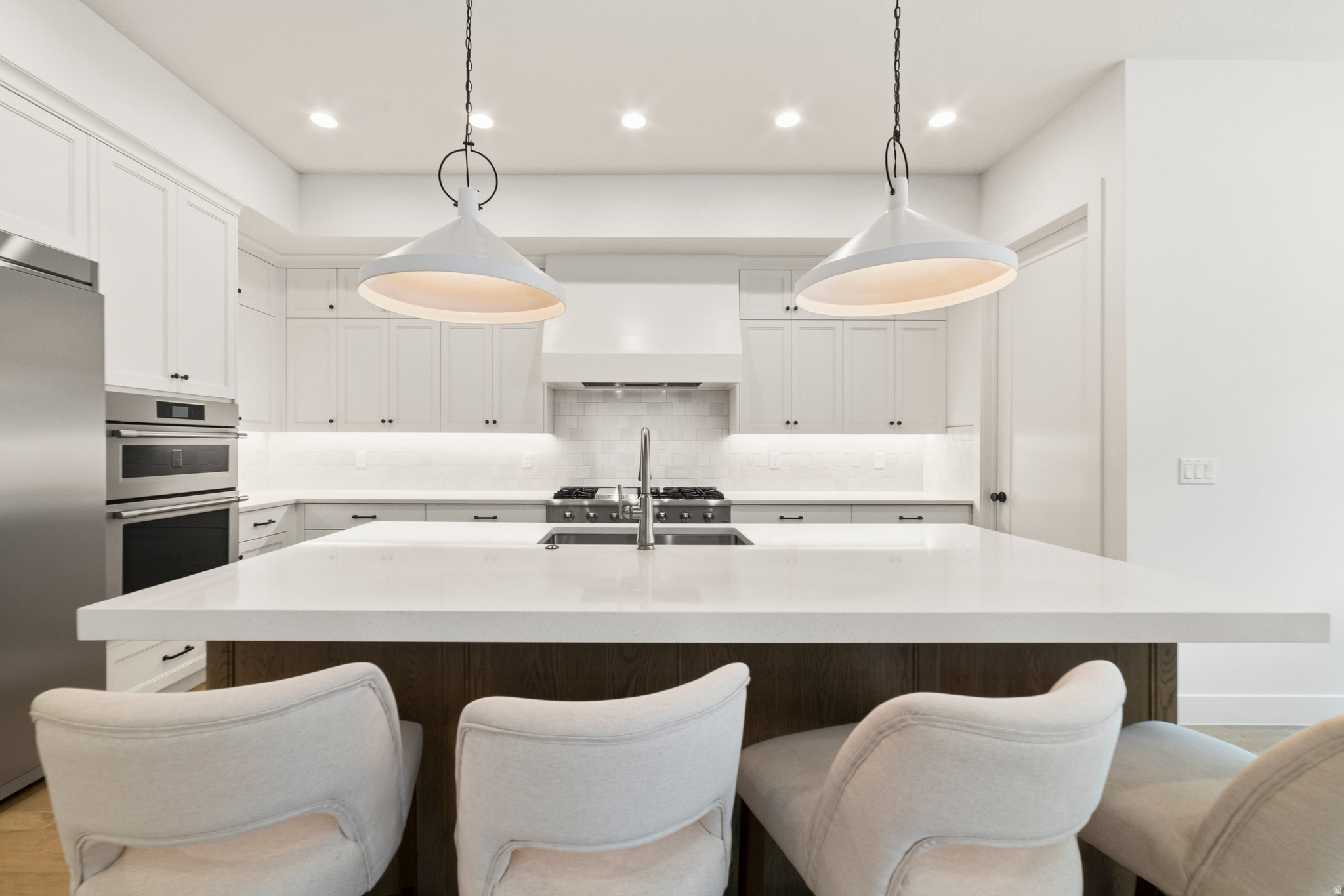 TEAKWOOD 6 - Residential