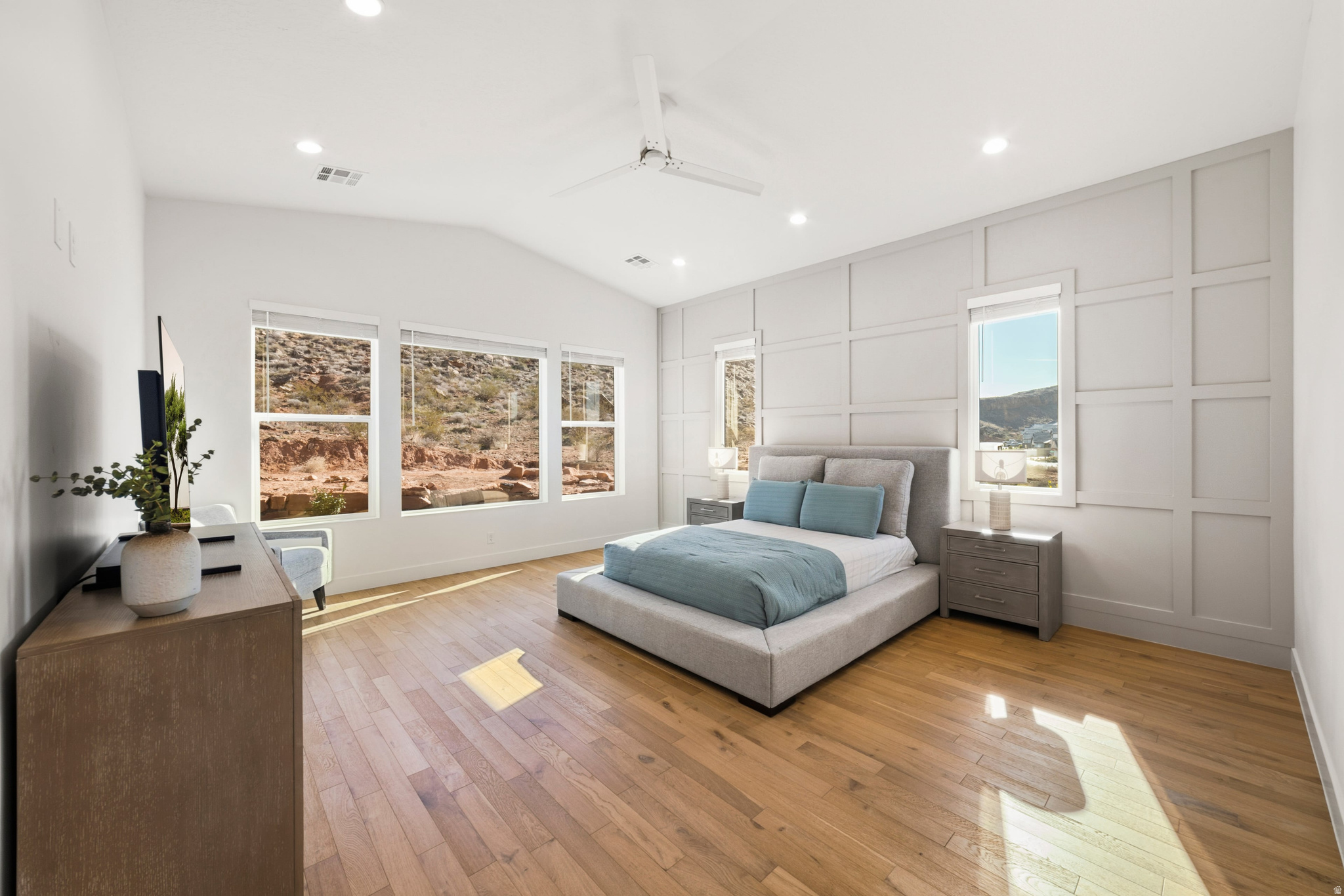 TEAKWOOD 6 - Residential