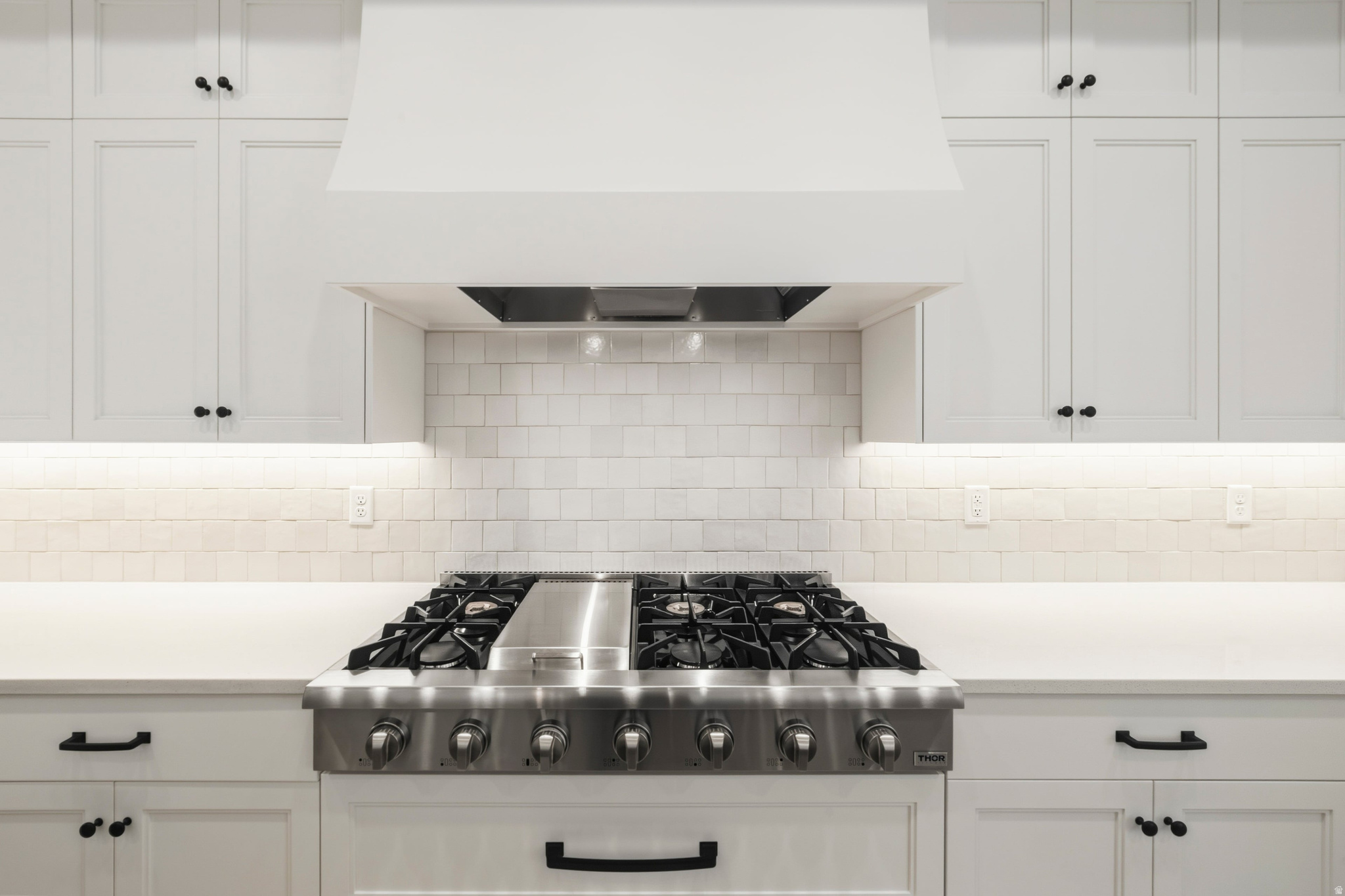 TEAKWOOD 6 - Residential