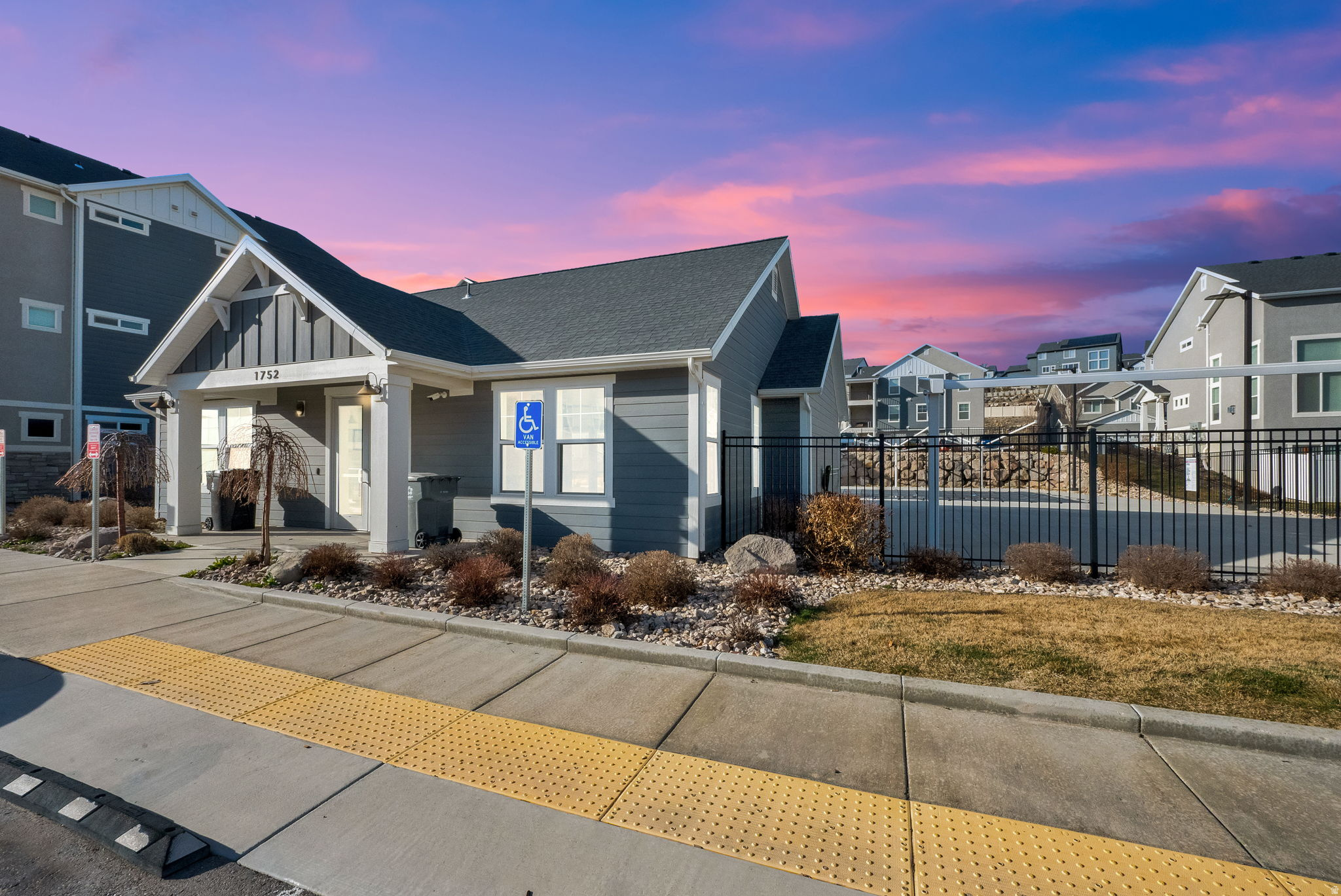 QUAILHILL - Residential