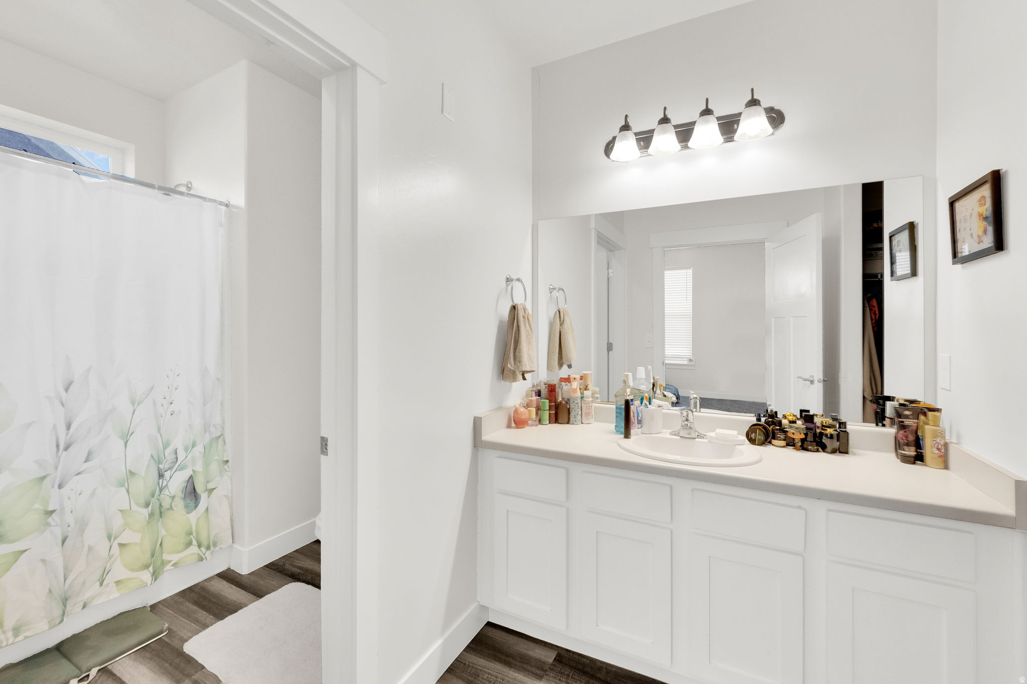 QUAILHILL - Residential