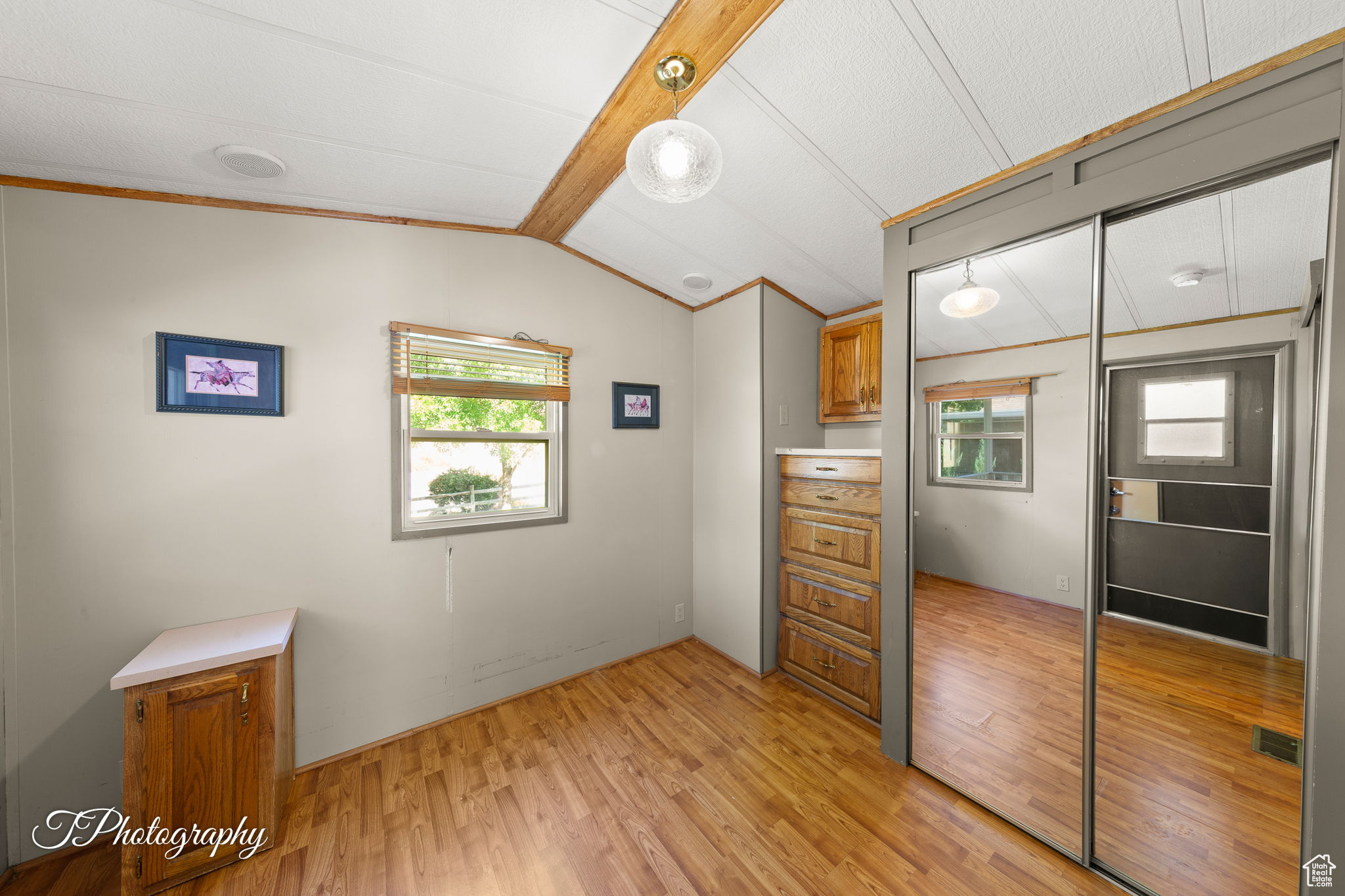 HARRISBURG LAKESIDE ESTATES - Residential