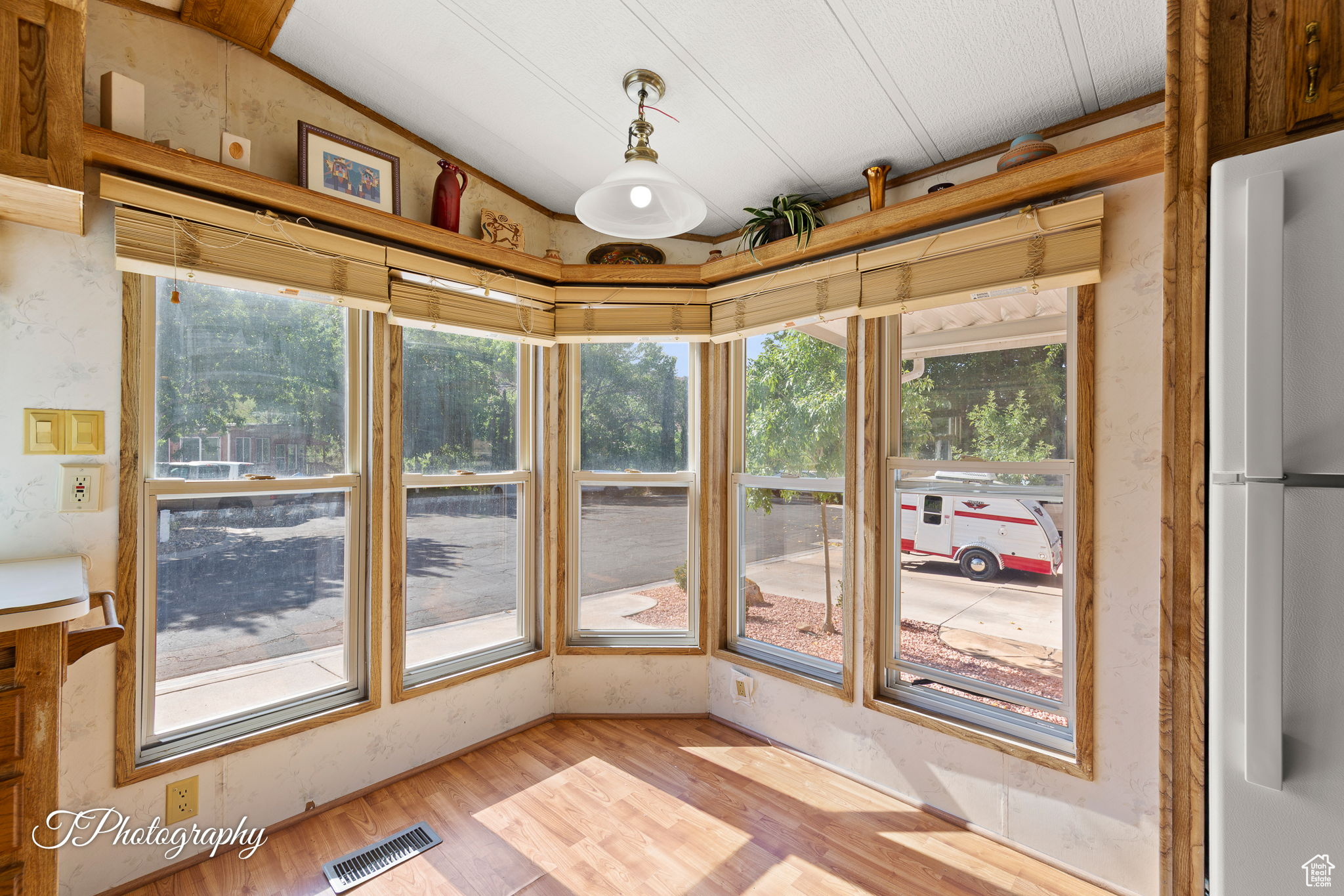 HARRISBURG LAKESIDE ESTATES - Residential