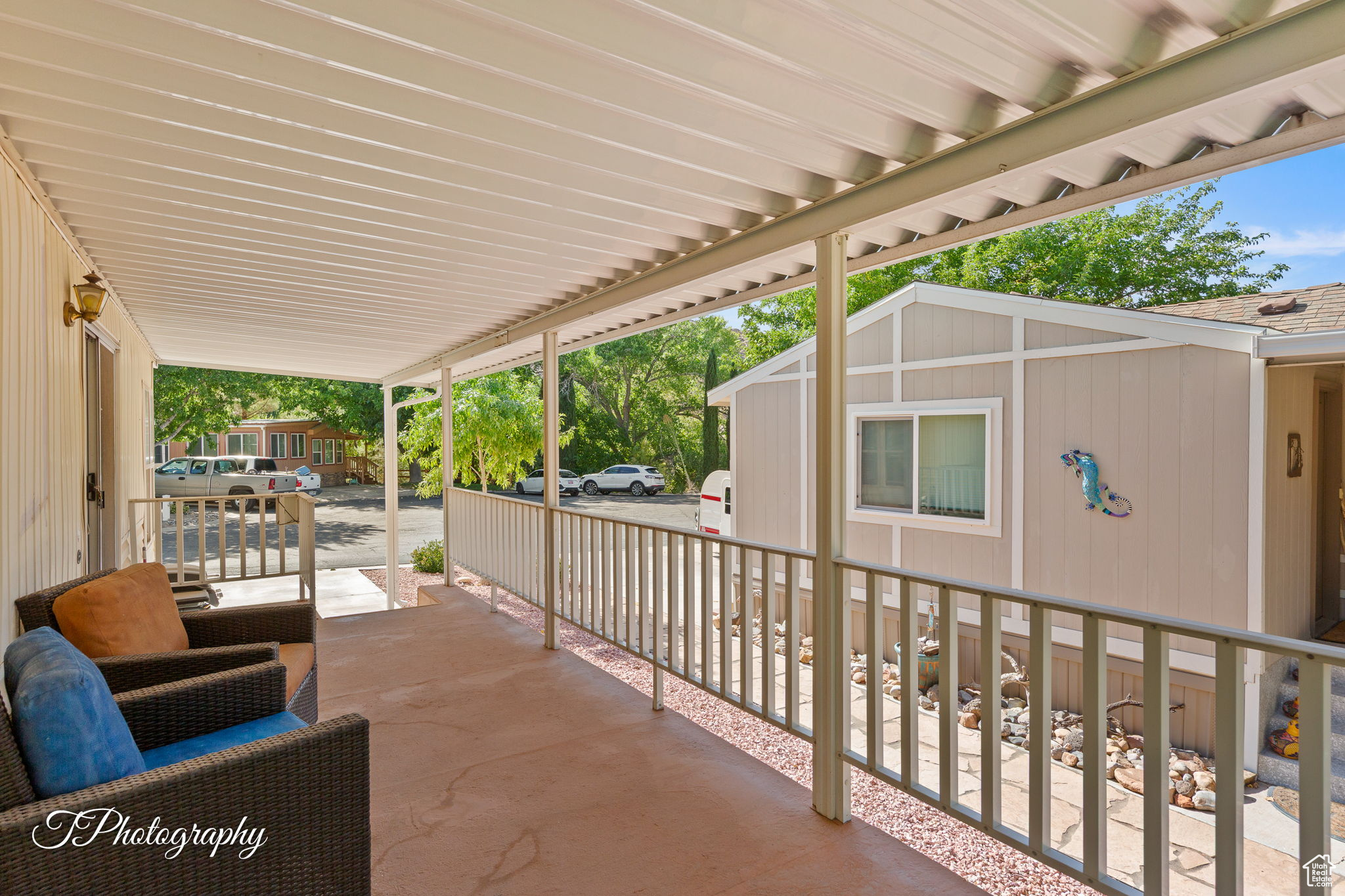 HARRISBURG LAKESIDE ESTATES - Residential