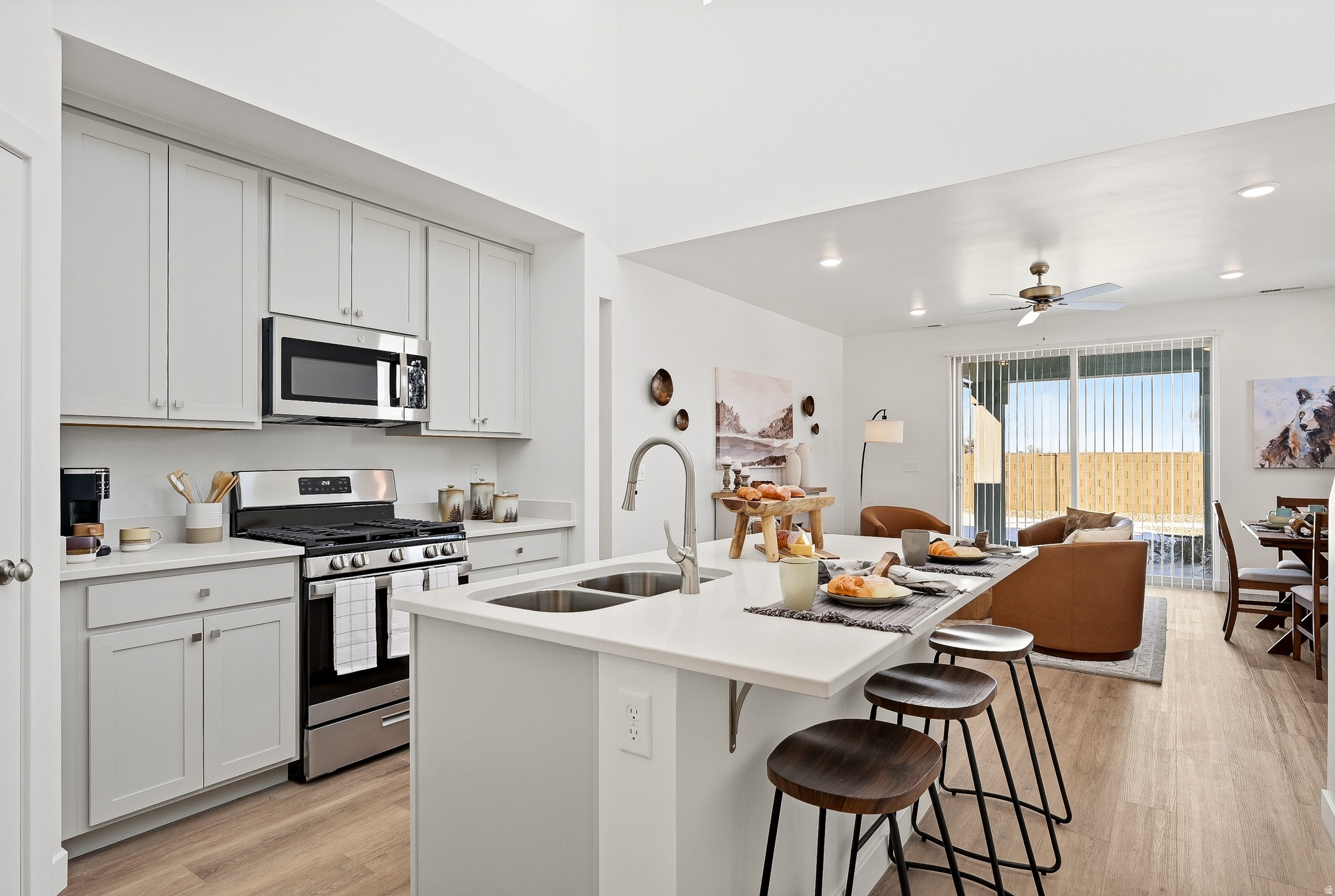 SKY VIEW ESTATES - Residential Income