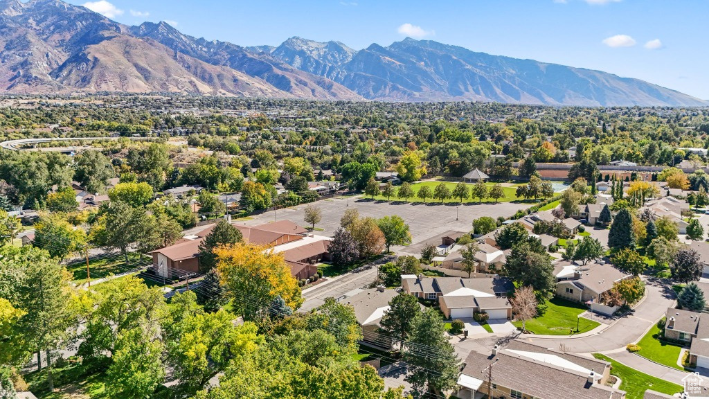 COTTONWOOD COVE AT TANNER LANE - Residential