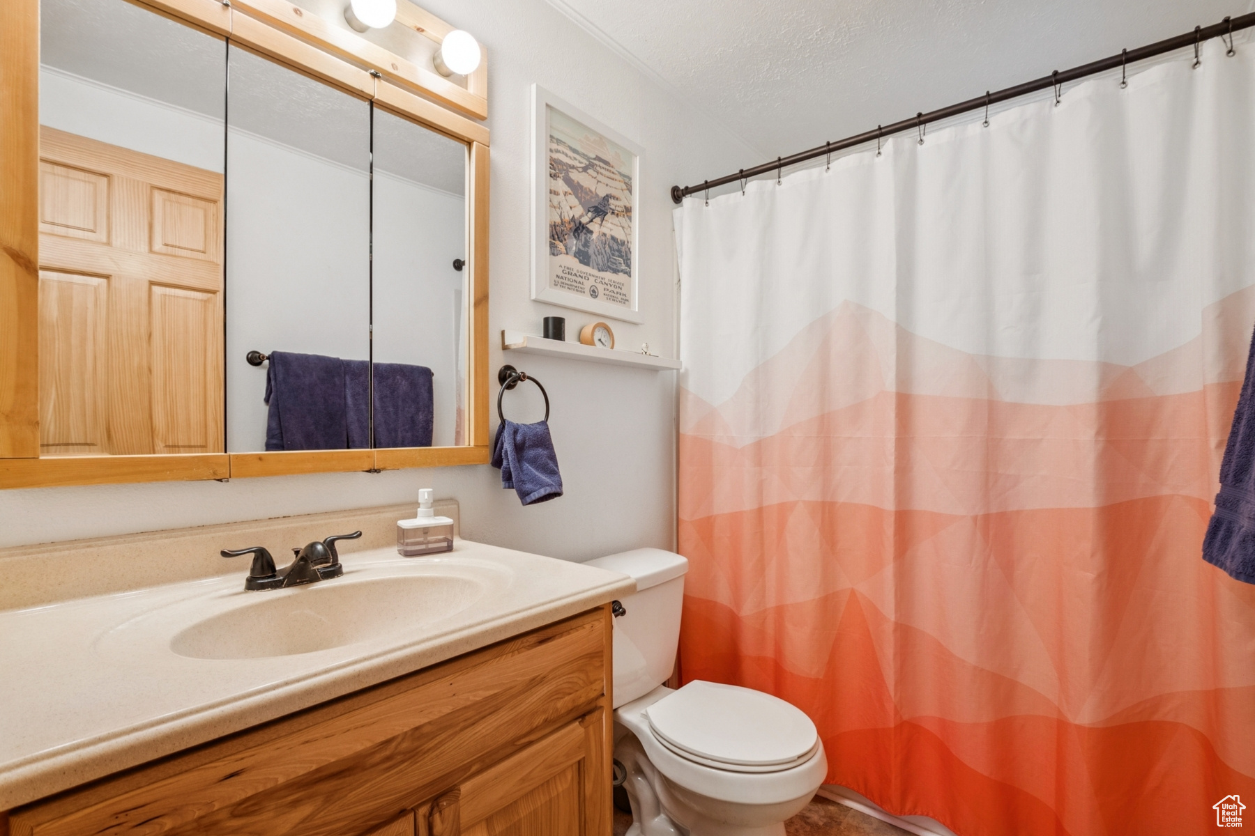 Park City, Utah 84098, United States, 3 Bedrooms Bedrooms, ,1 BathroomBathrooms,Residential,Pending,198068