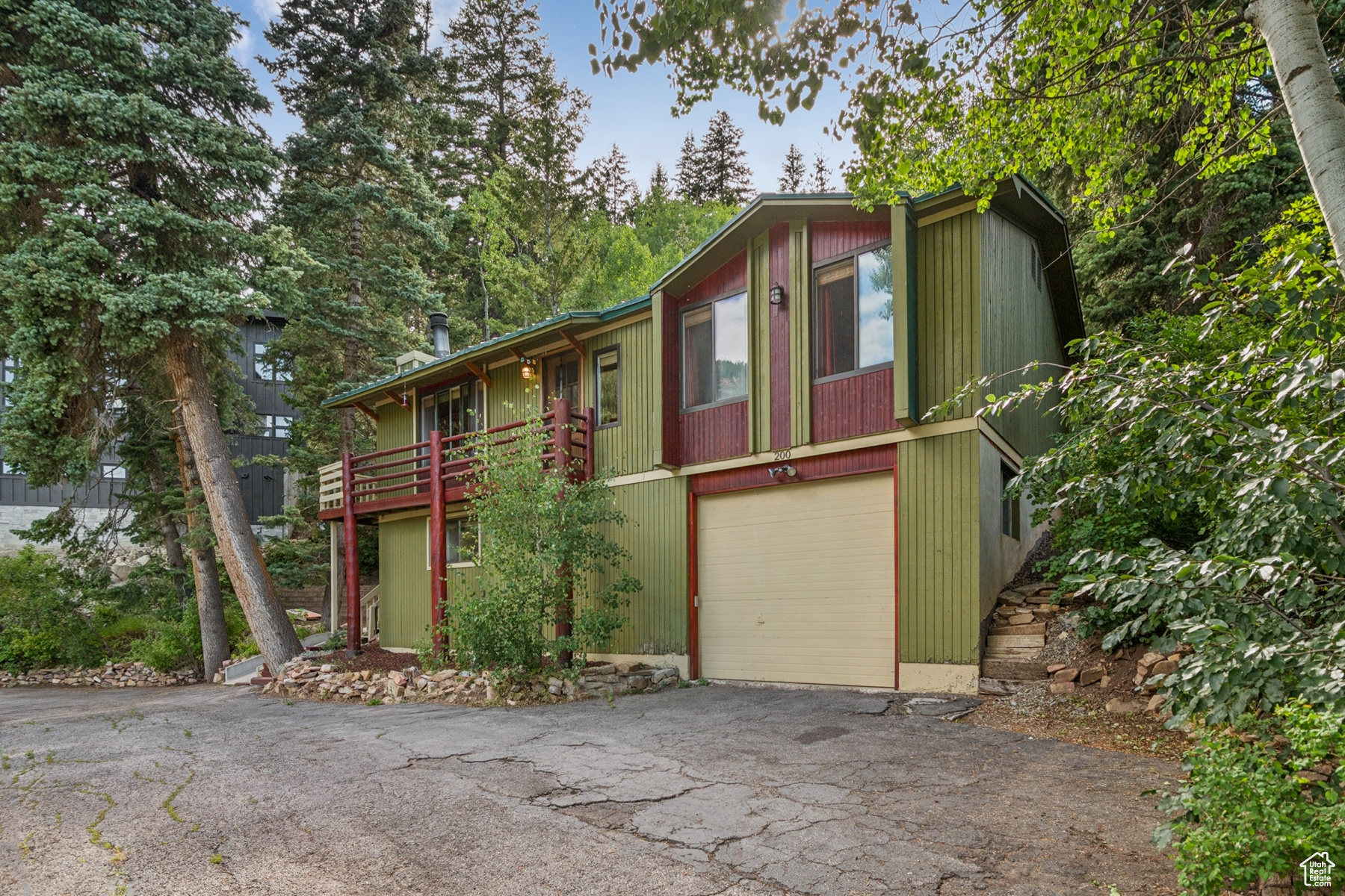 Park City, Utah 84098, United States, 3 Bedrooms Bedrooms, ,1 BathroomBathrooms,Residential,Pending,198068