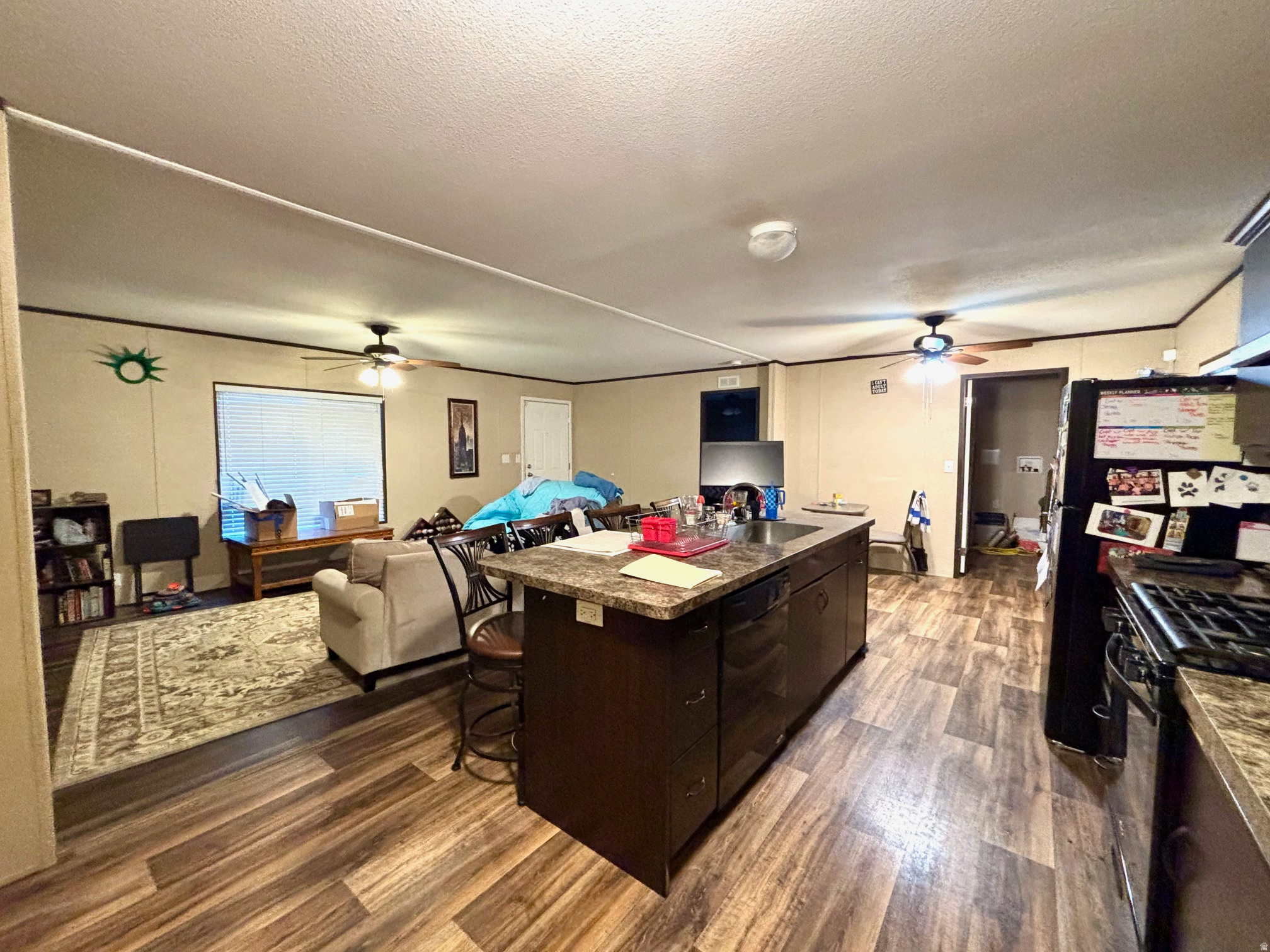 ROLLING HILLS ESTATES - Residential