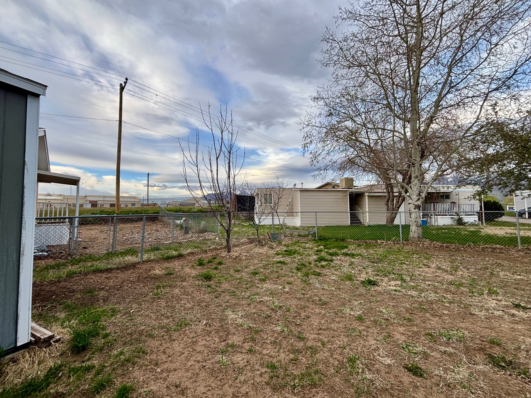 ROLLING HILLS ESTATES - Residential