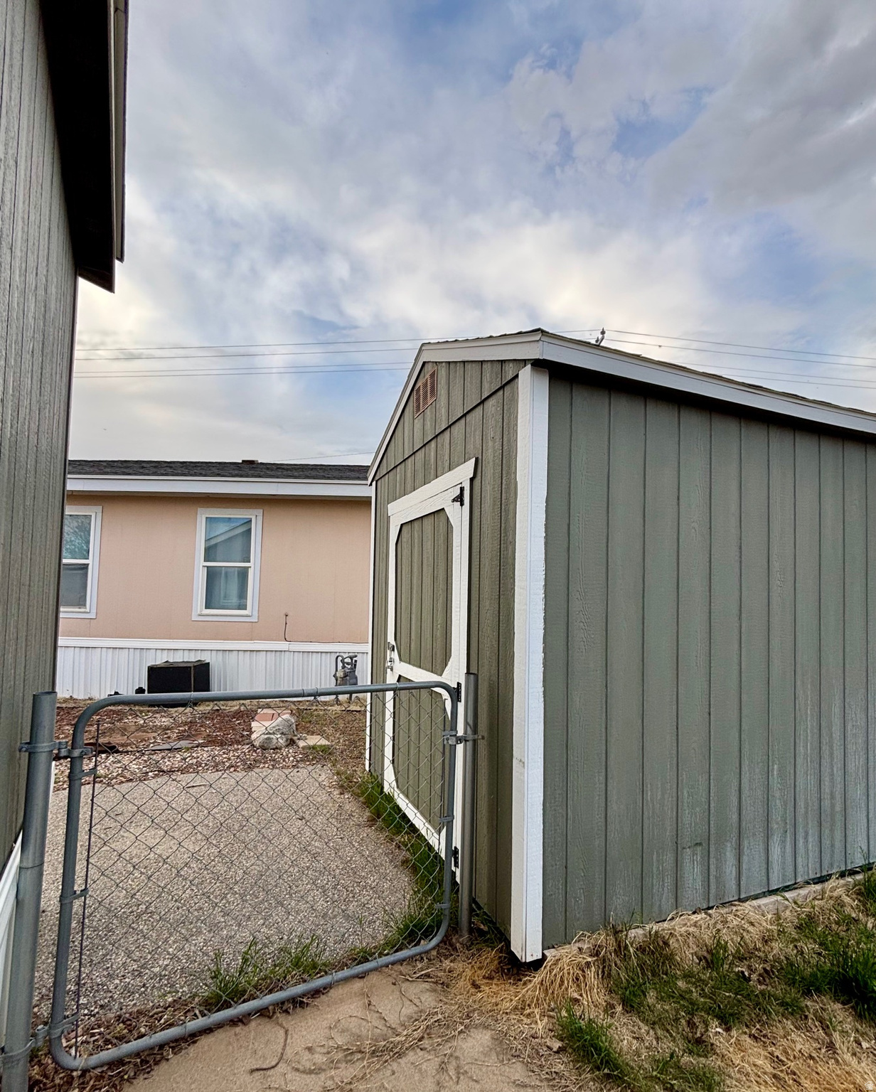 ROLLING HILLS ESTATES - Residential