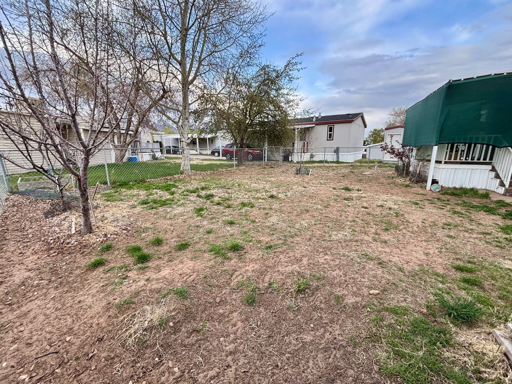 ROLLING HILLS ESTATES - Residential