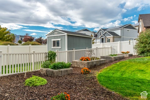 Tiny photo for 6504 W THISTLE RIDGE CV, West Jordan, UT 84081 (MLS # 2190828)