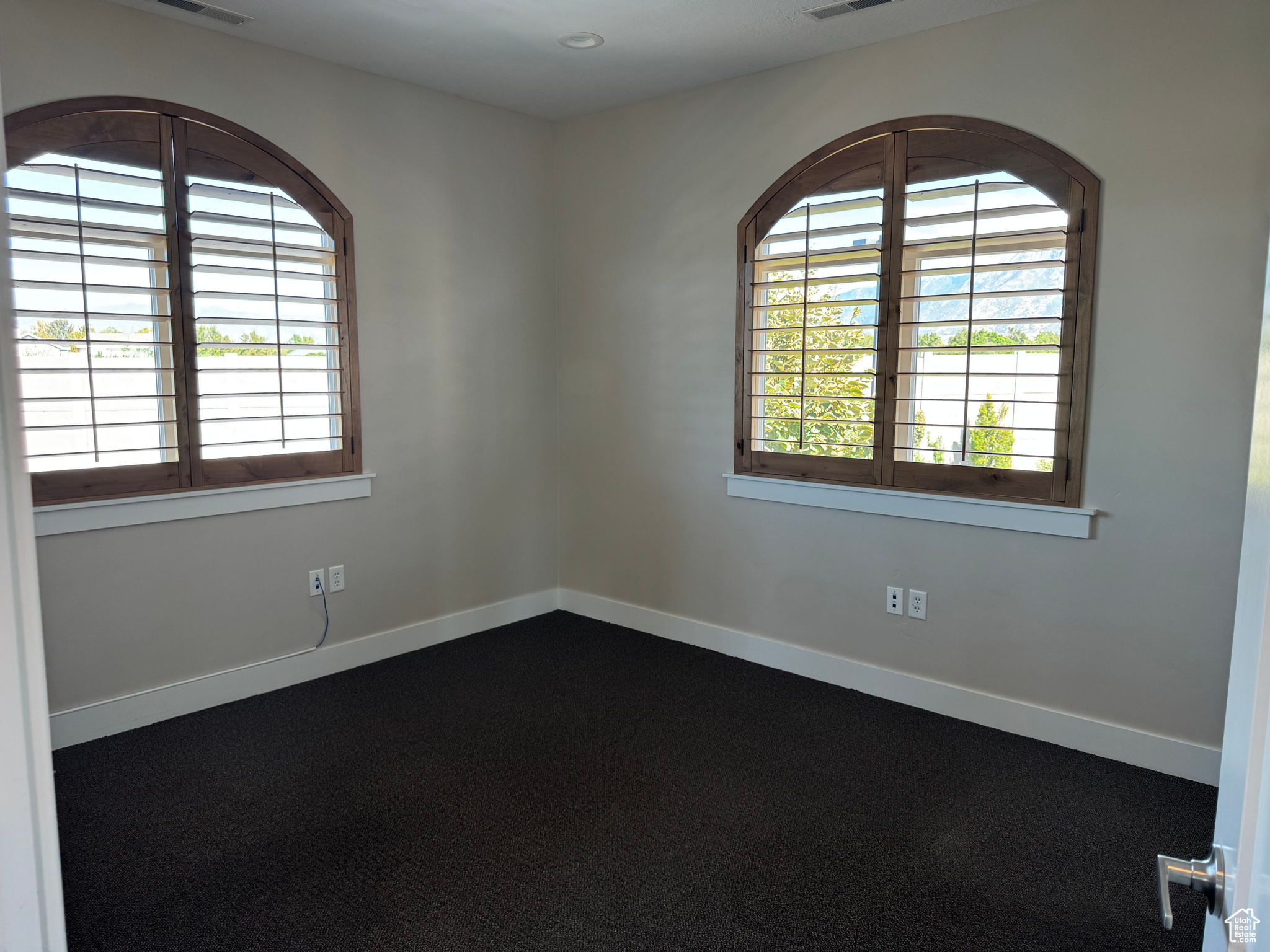 PARK - Commercial Lease