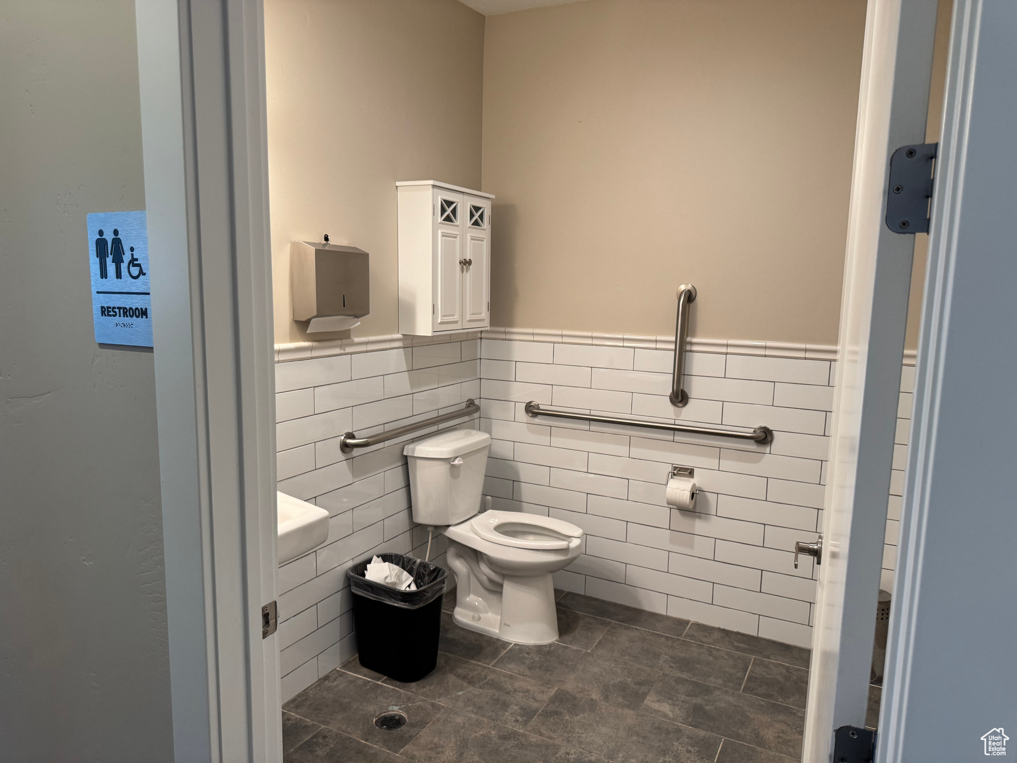 PARK - Commercial Lease