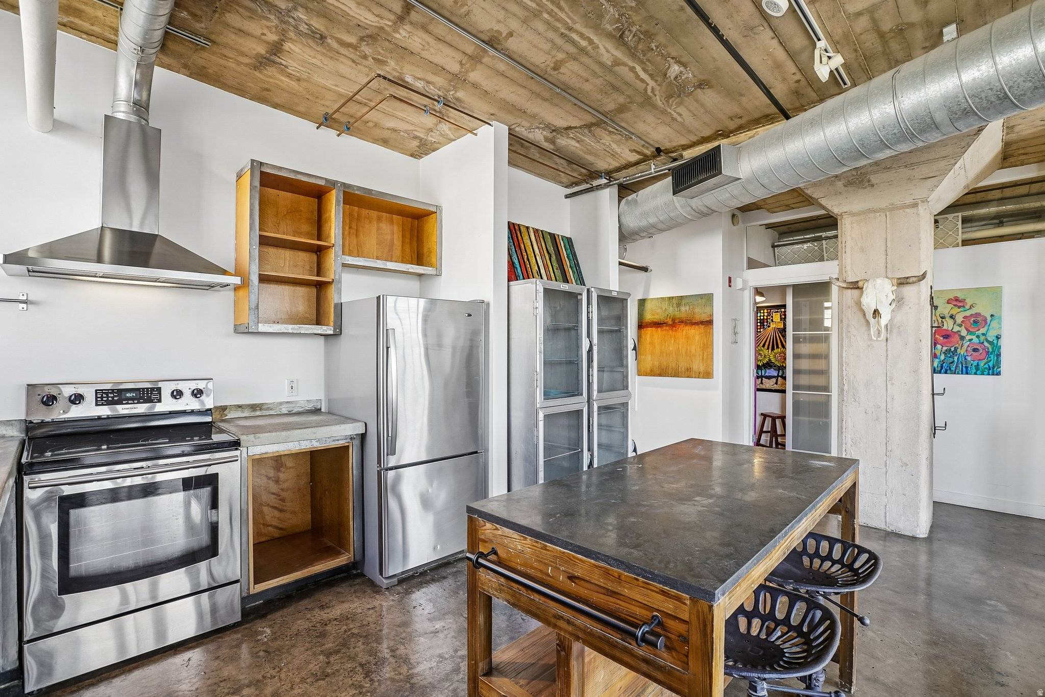 DAKOTA LOFTS - Residential