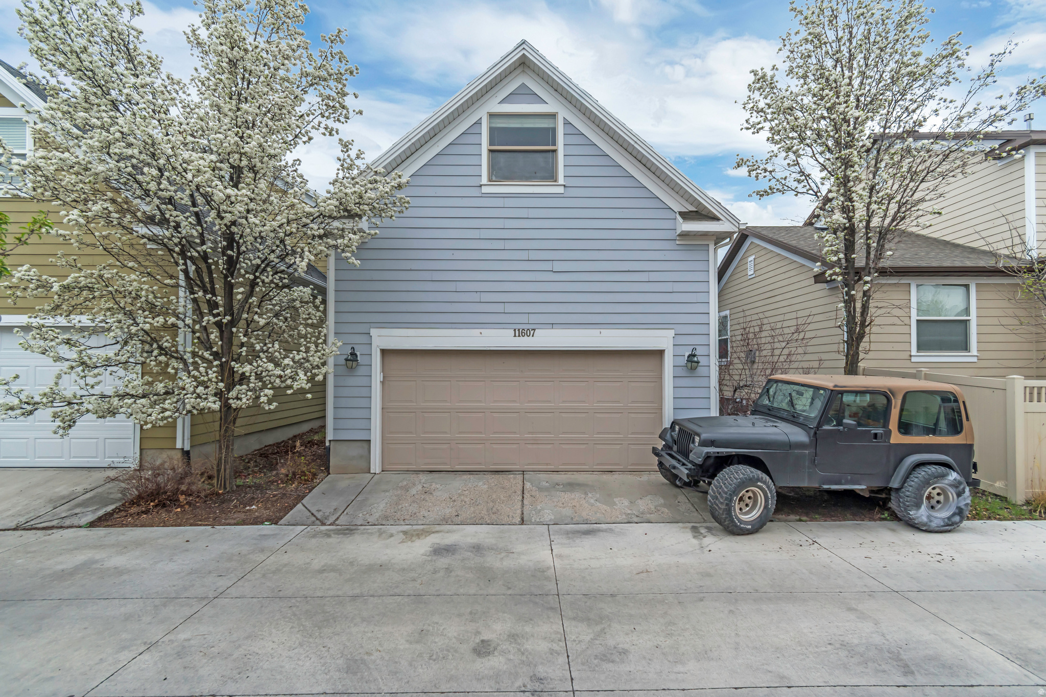 DAYBREAK - Residential