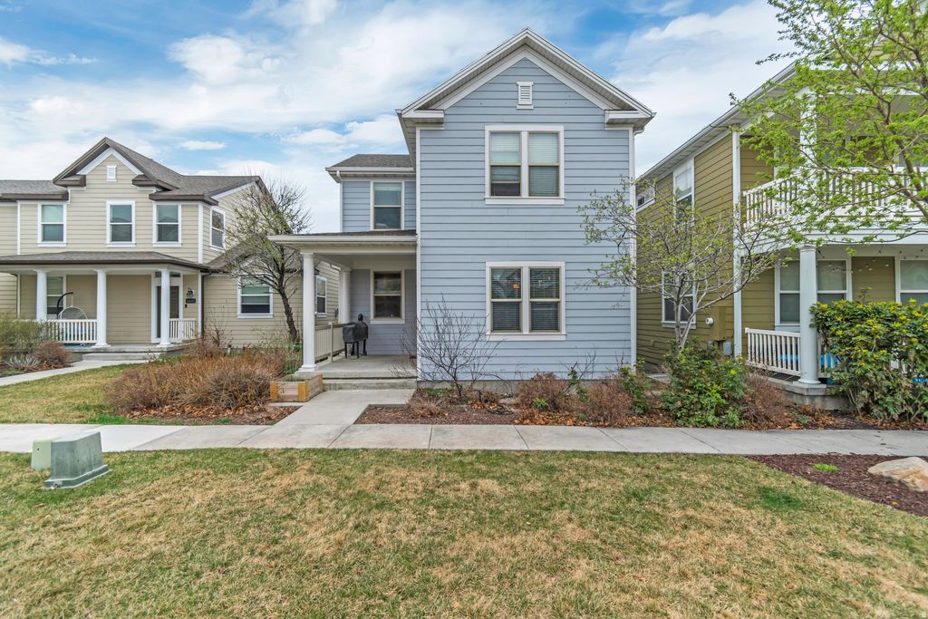 Photo of 11607 S GRANDVILLE AVE W, South Jordan, UT 84009 (MLS # 2145917)