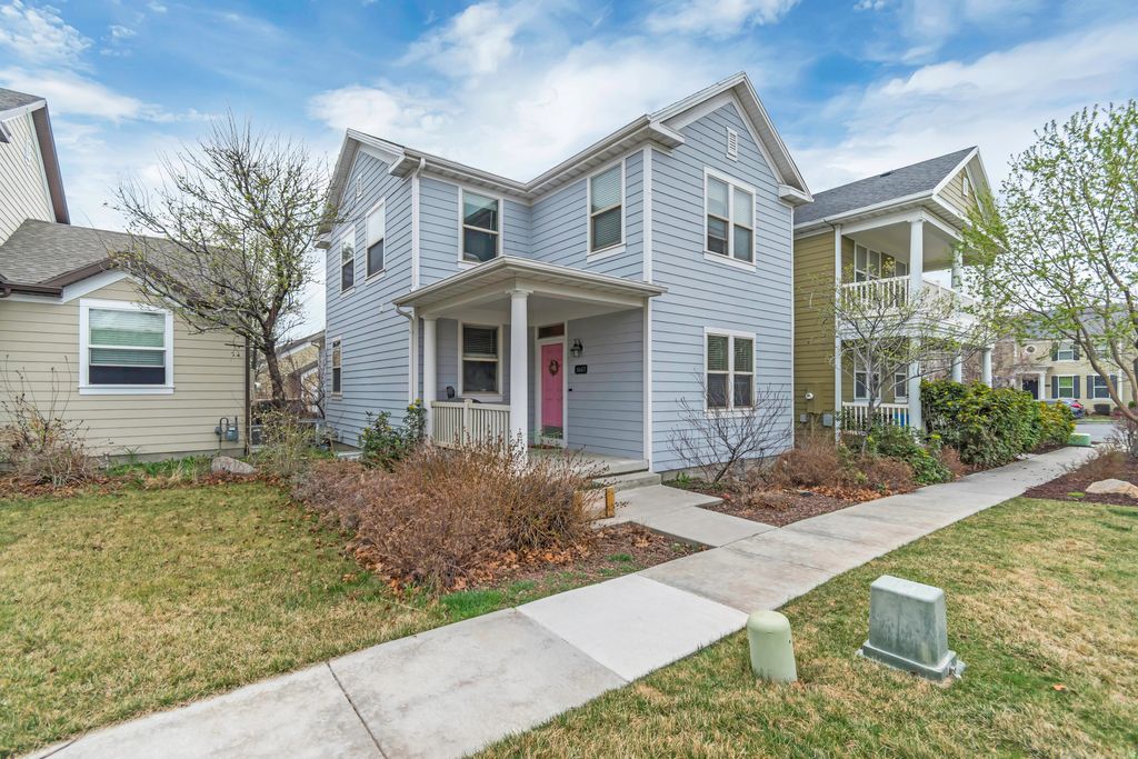 Photo of 11607 S GRANDVILLE AVE W, South Jordan, UT 84009 (MLS # 2145917)