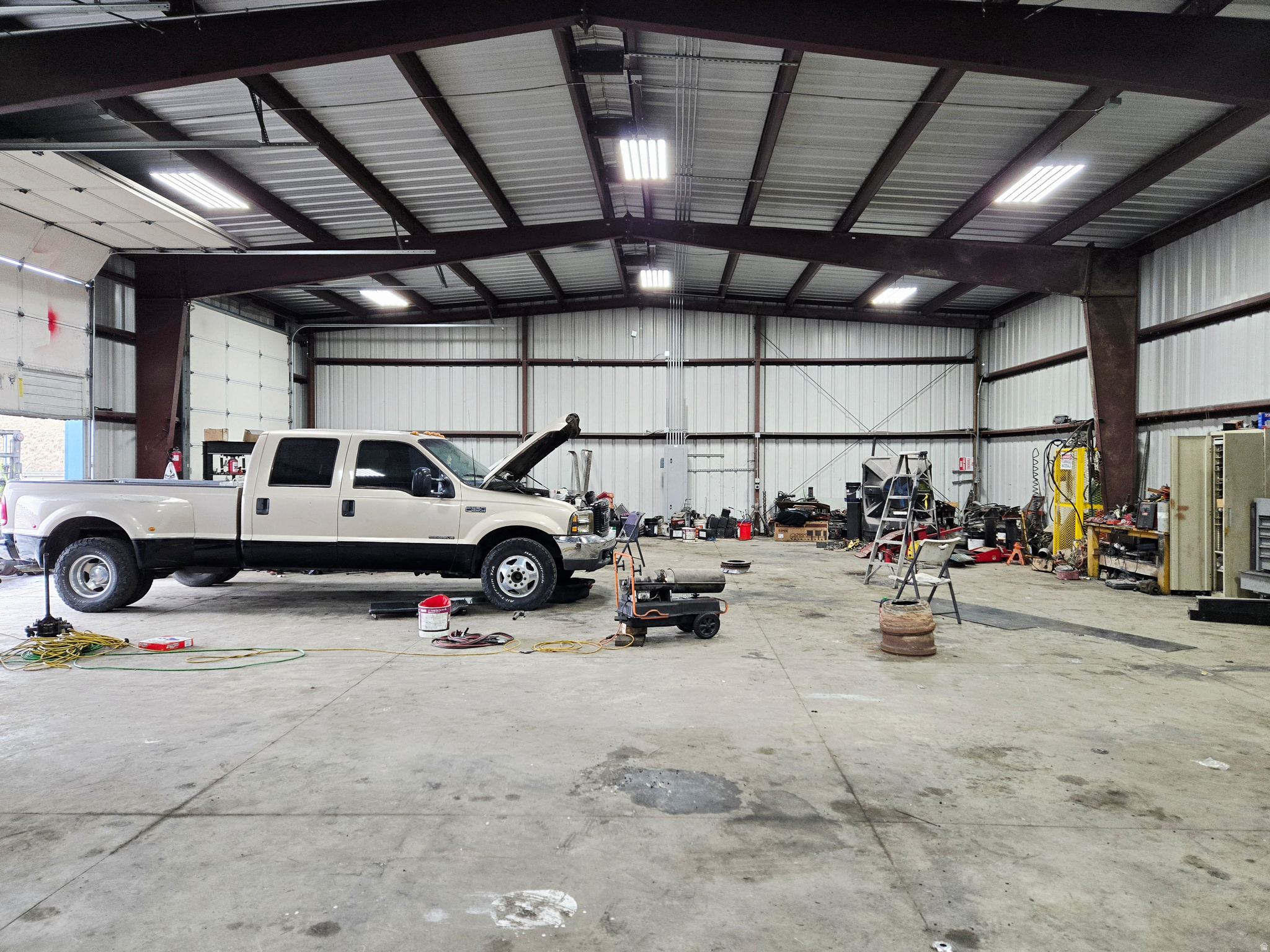 ROSE - Commercial Sale