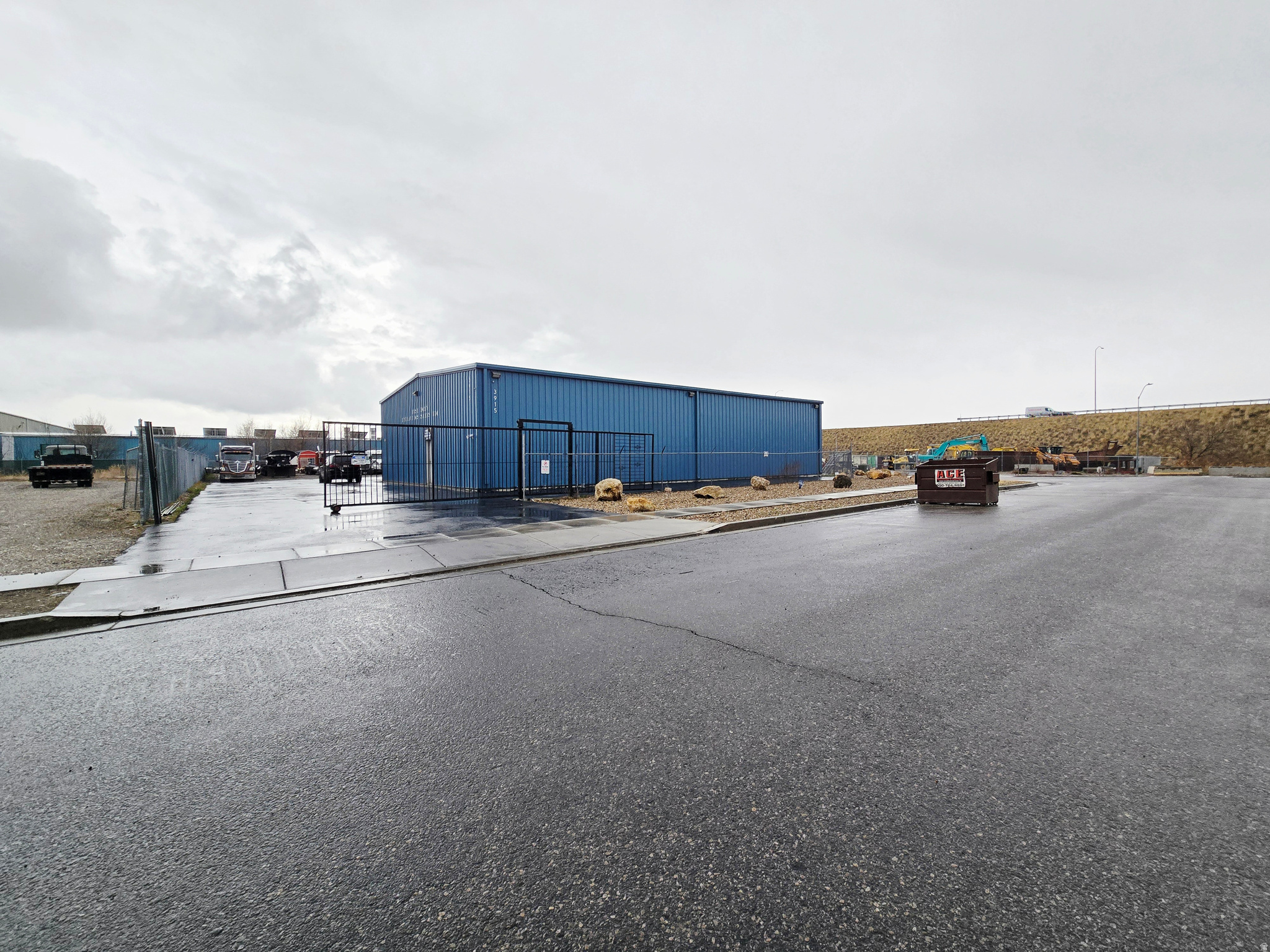 ROSE - Commercial Sale