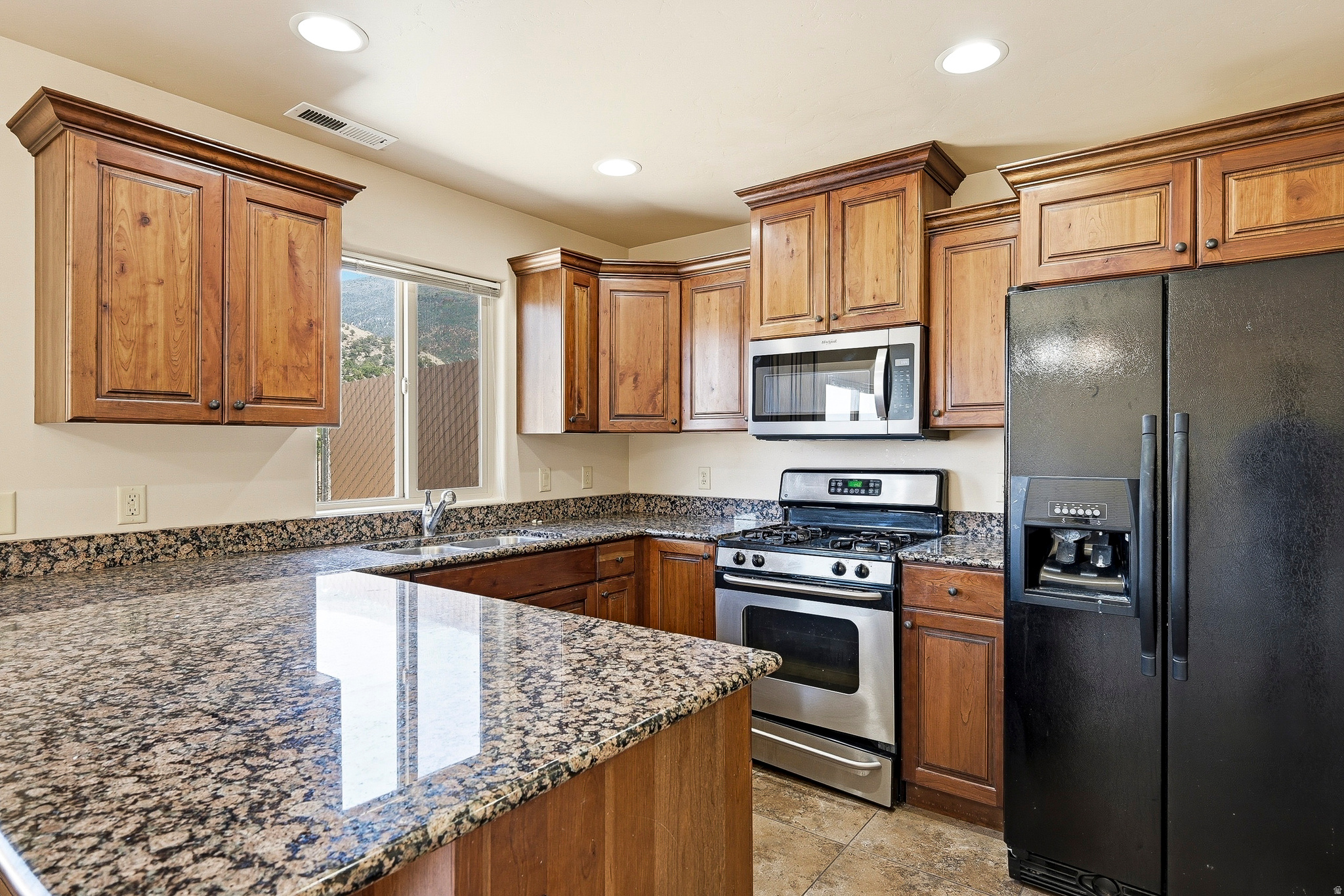 TRAILSIDE - Residential