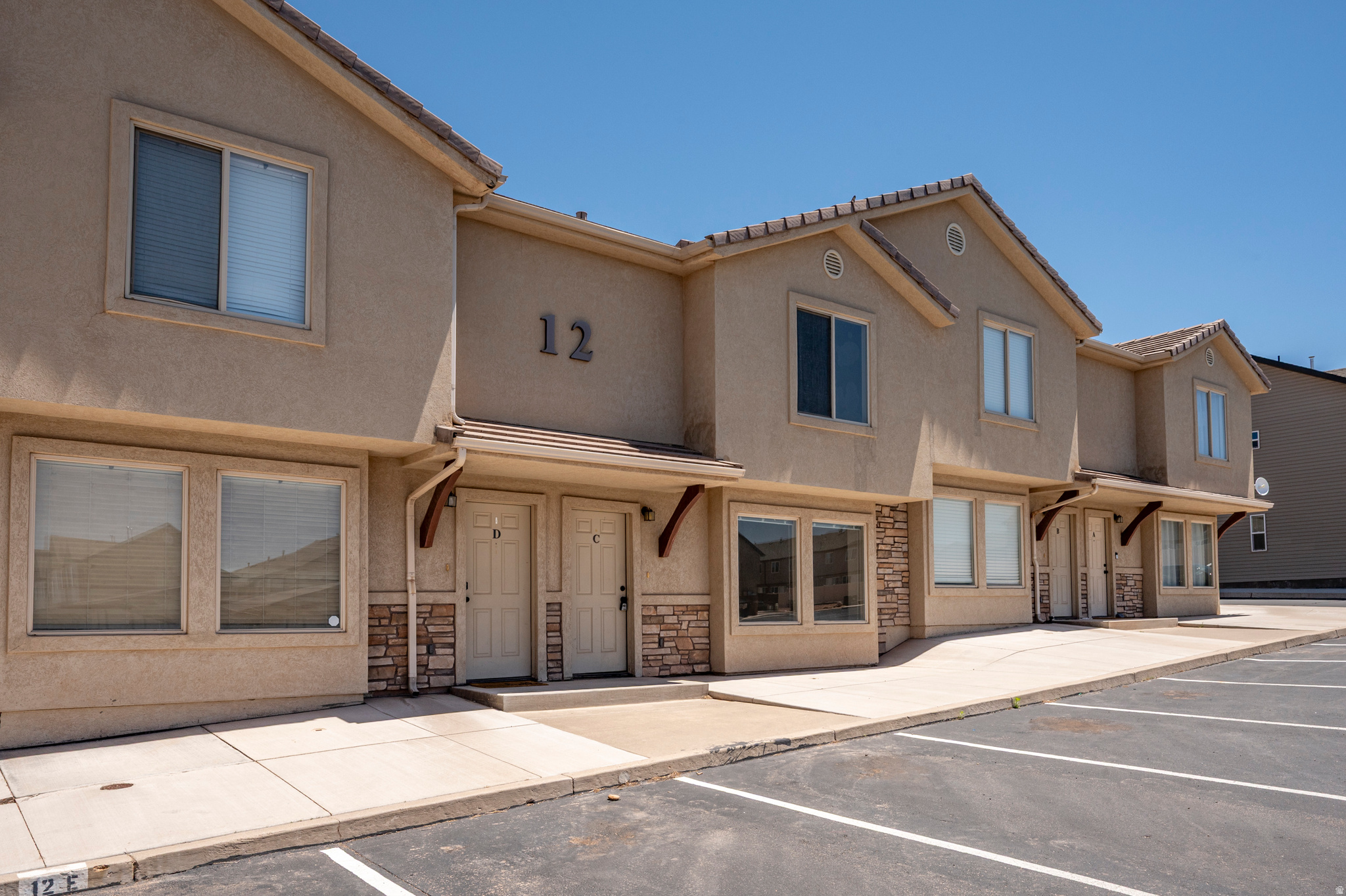 TRAILSIDE - Residential