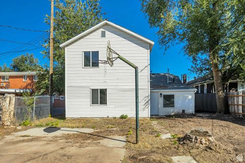 Tiny photo for 2202 S LAKE ST, South Salt Lake, UT 84106 (MLS # 2116041)