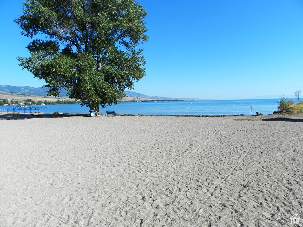 IDEAL BEACH - Residential