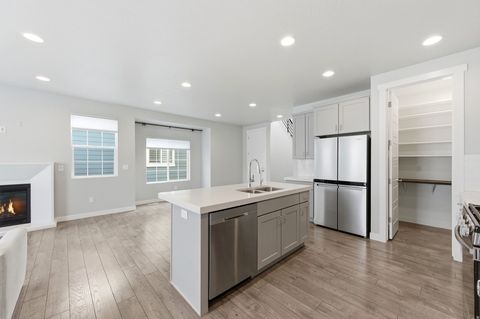 Tiny photo for 4968 W EVERGREEN LN, Highland, UT 84003 (MLS # 2133893)