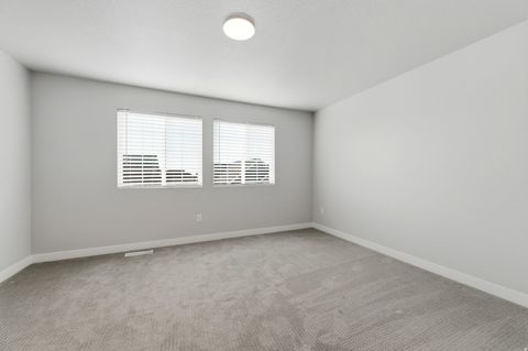 Tiny photo for 4968 W EVERGREEN LN, Highland, UT 84003 (MLS # 2133893)