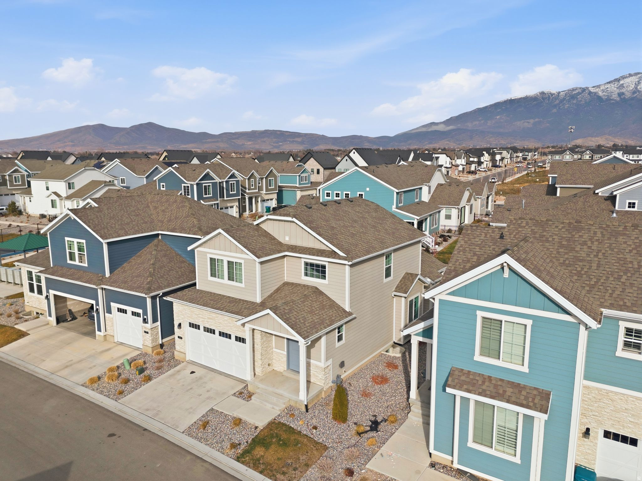 IVORY COTTAGE - Residential