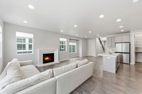 Tiny photo for 4968 W EVERGREEN LN, Highland, UT 84003 (MLS # 2133893)