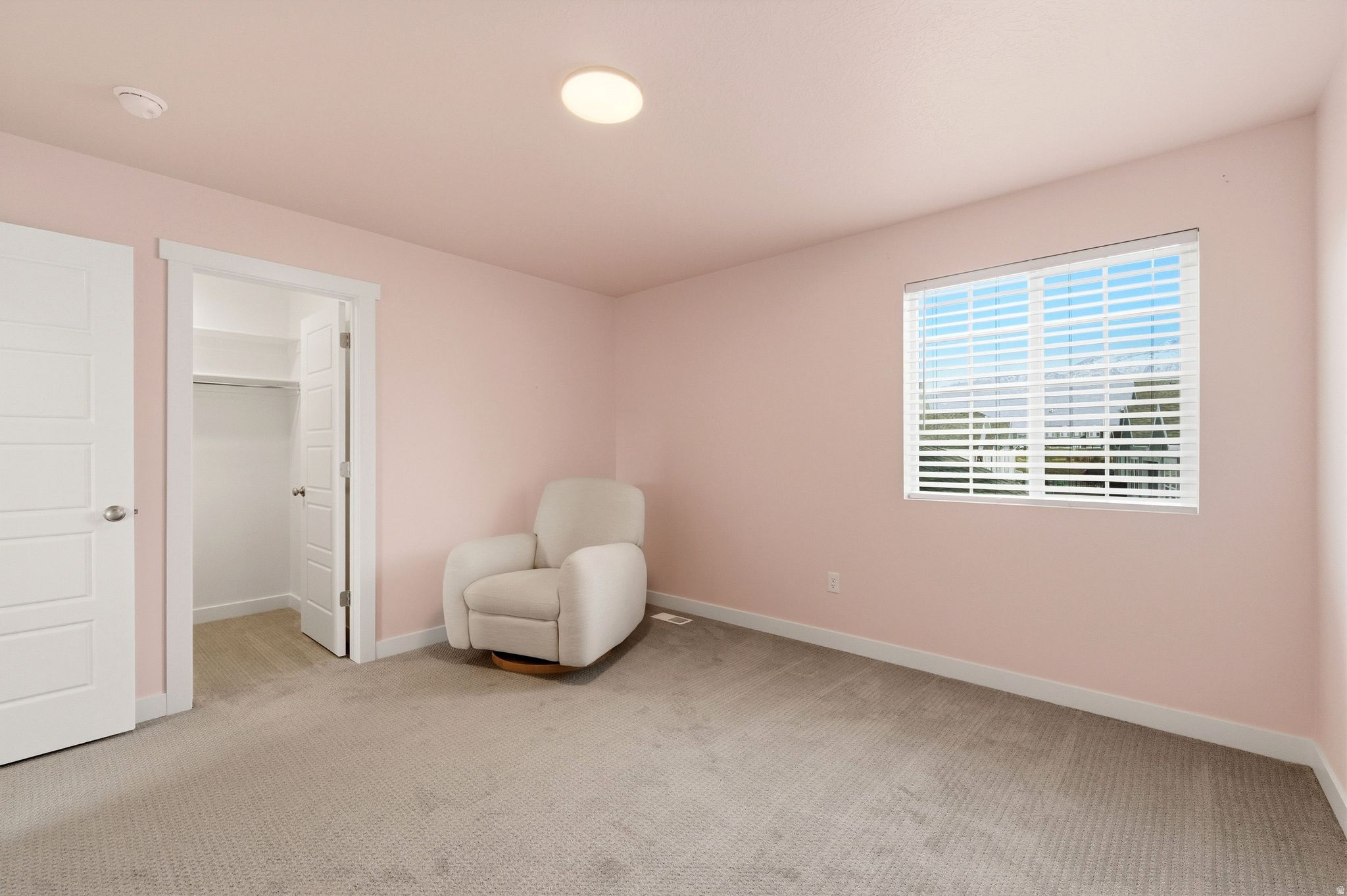 IVORY COTTAGE - Residential