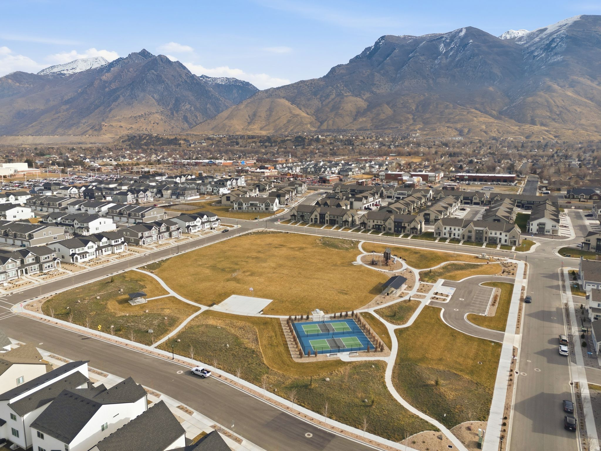 IVORY COTTAGE - Residential