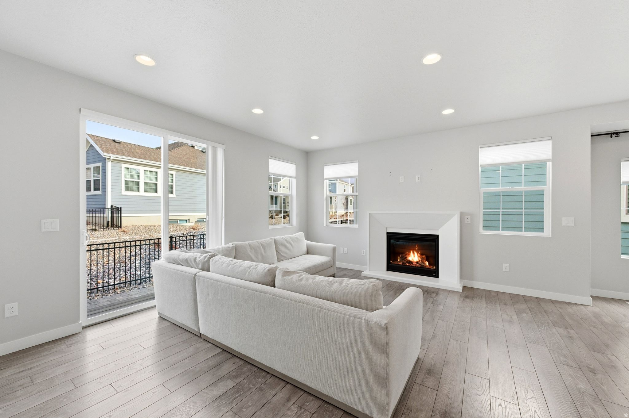 IVORY COTTAGE - Residential