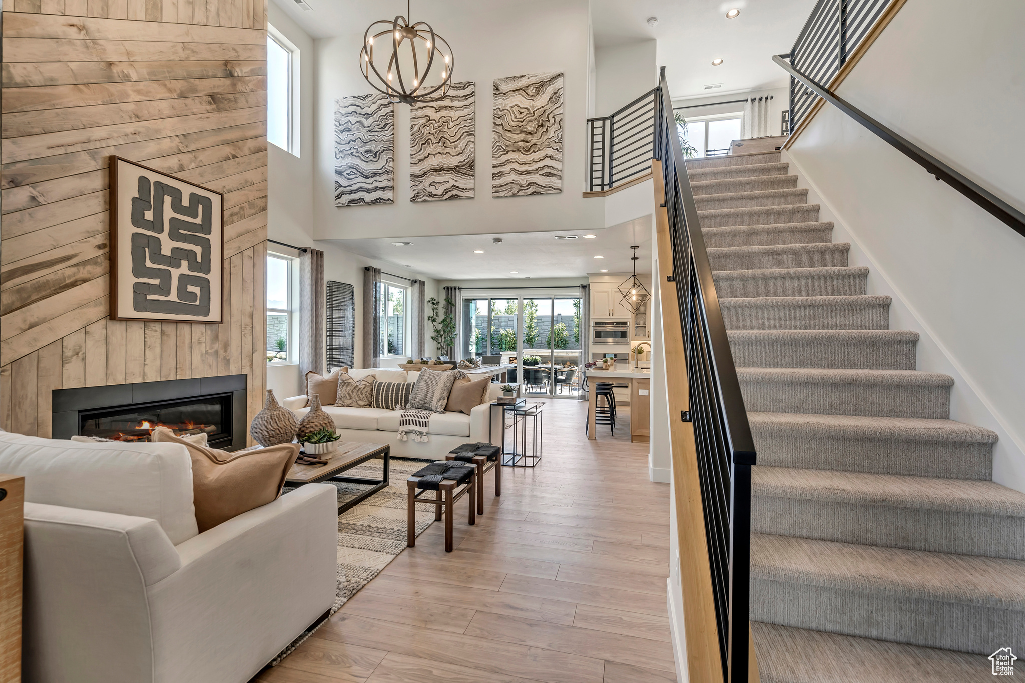 CREEKSIDE AT SHORELINE - Residential