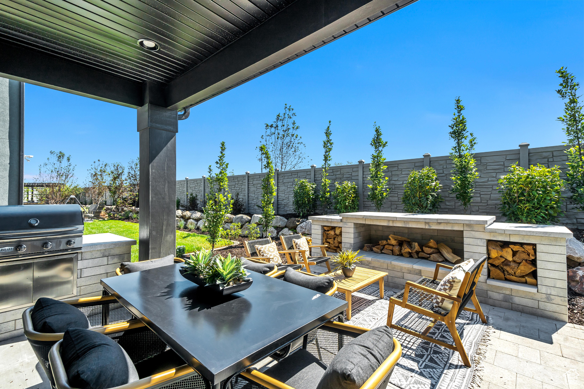 CREEKSIDE AT SHORELINE - Residential