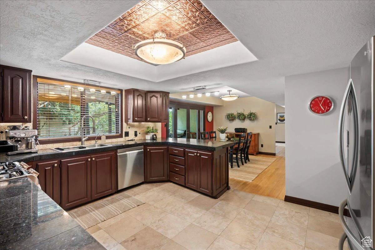 LITTLE WILLOW - Residential