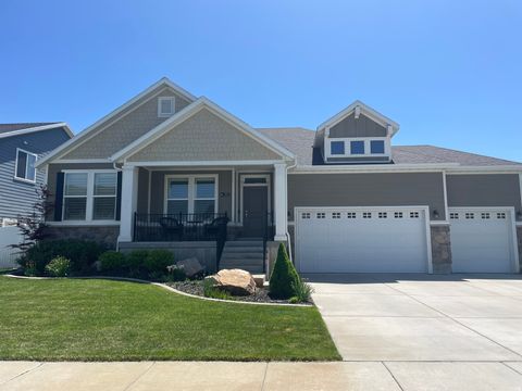 Tiny photo for 765 W FARMING WAY, Layton, UT 84041 (MLS # 2136458)