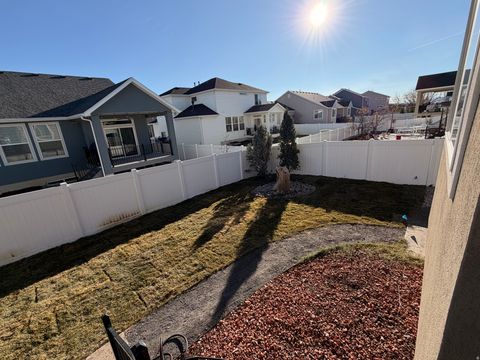 Tiny photo for 765 W FARMING WAY, Layton, UT 84041 (MLS # 2136458)