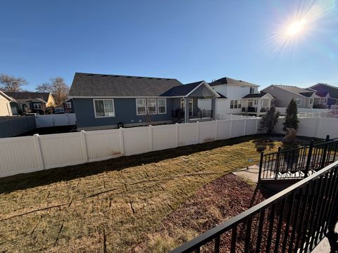 Tiny photo for 765 W FARMING WAY, Layton, UT 84041 (MLS # 2136458)