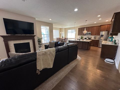 Tiny photo for 765 W FARMING WAY, Layton, UT 84041 (MLS # 2136458)