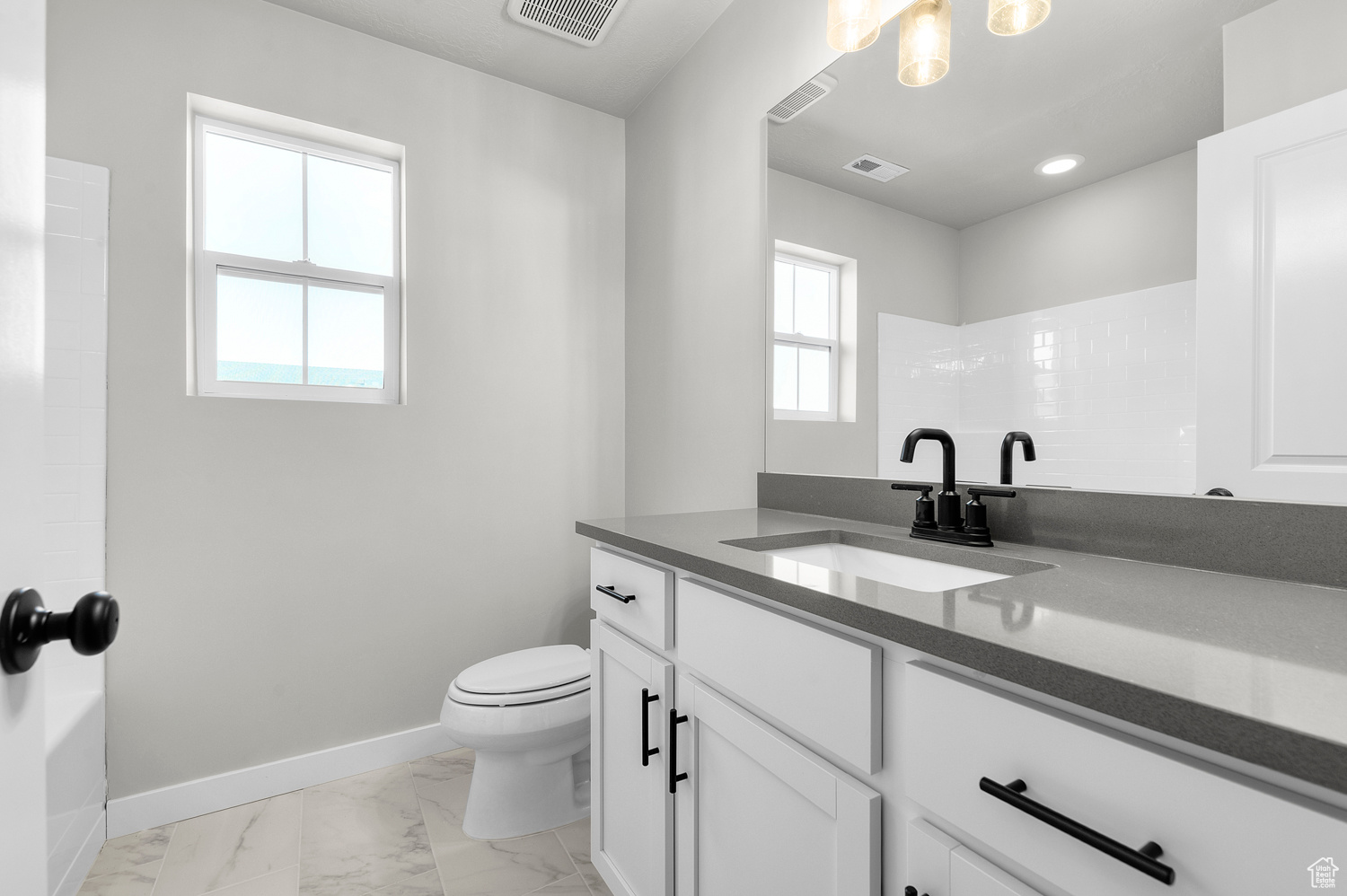 HIDDEN OAKS COTTAGE 757 - Residential