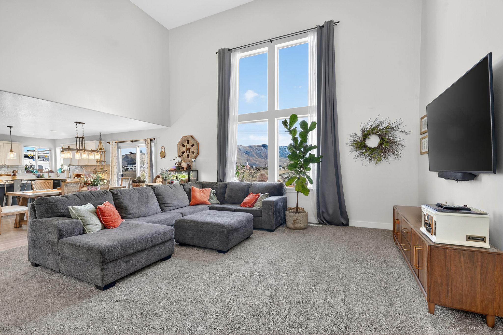 BRANDON PARK - Residential