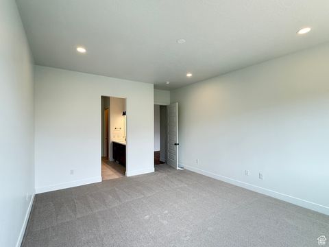 Tiny photo for 626 N LEGEND CIR #479, Mapleton, UT 84664 (MLS # 2110058)